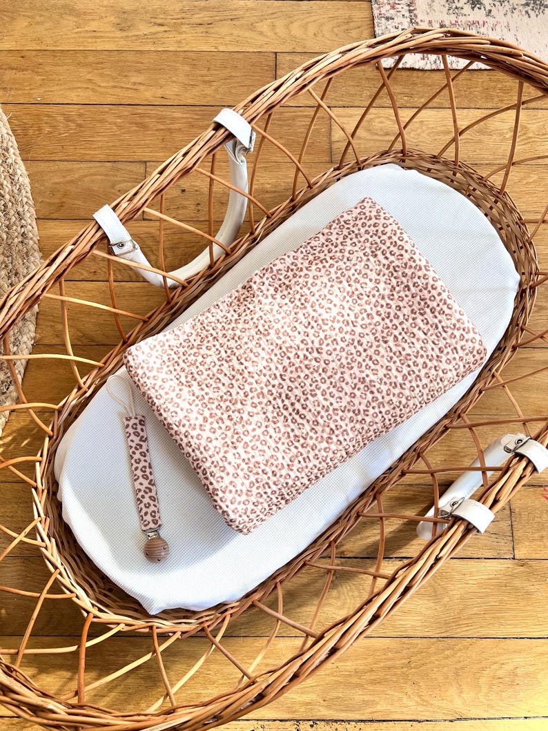 Baby blanket in cotton gauze and fur. image 5