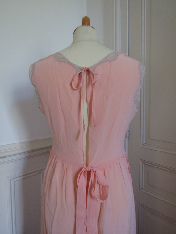 1940s French salmon rayon nightdress, vintage Fre… - image 8