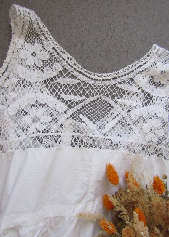 Antique French linen dress with cotton bobbin lace - image 4
