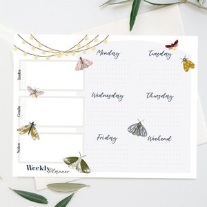 Weekly Planner Pad, To Do List Notepad, Moth Themed Weekly Agenda Memo Pad, Daily Schedule & Checklist for Command Center with Goal Tracker