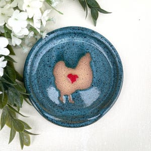 Farmhouse Chicken Spoon Rest: Speckled Stoneware Pottery, Rustic Kitchen Decor