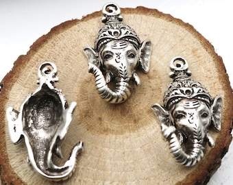 5 Antique Silver Ganesha Charms: Hindu Jewelry Pendants (38x24 mm)