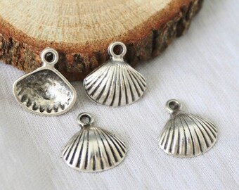 Antique Silver Shell Charm: Zamak Beach Pendant (23x17mm, 10 Pcs)