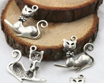 Antique Silver Cat Charms: Pet Pendants for Jewelry (10 Pcs)