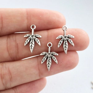 10 Antique Silver Leaf Charms: Tree Pendants (19mm)