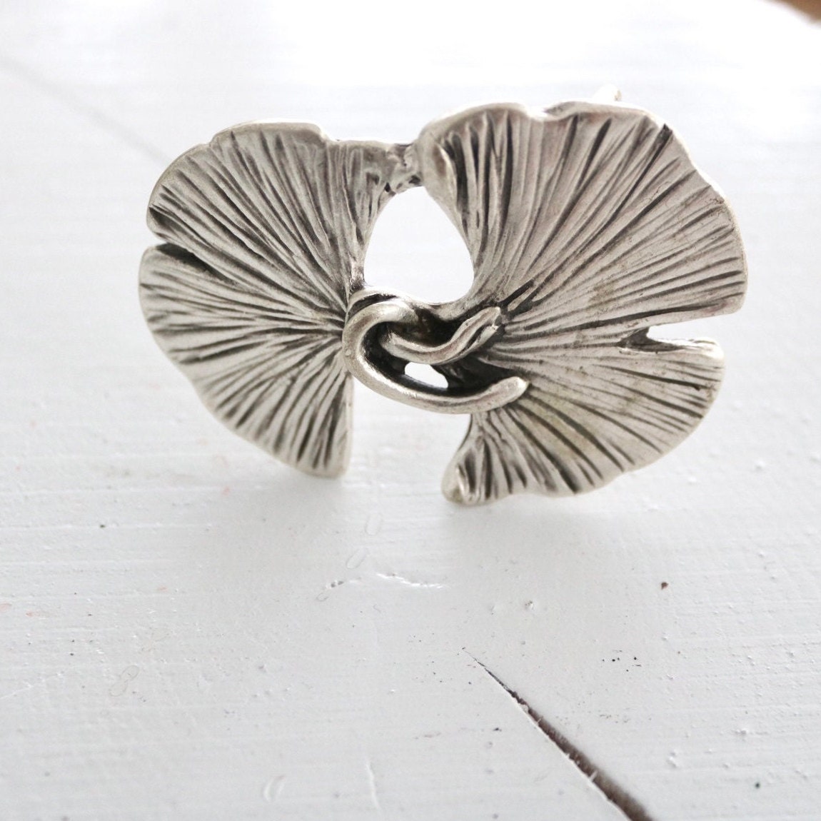 Gingko Leaf Belt Buckle: Antique Silver Floral Boho Buckle