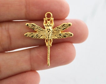 Gold Plated Dragonfly Pendant: Large Animal Charms (10 Pcs)
