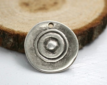 6 Antike versilberte Disc Anhänger: 25 mm runde Münze Charms
