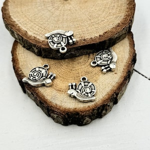Antique Silver Snail Pendant Charms: Nature Inspired Jewelry (10 Pcs)