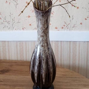Vintage tall mottled flower vase