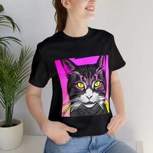 Retro cat T shirt, pop art cat shirt, cute cat mom shirt, cat lover gif, Funky Kitty Shirt, Colorful Cat Graphic tee shirt, Cat Print Shirt