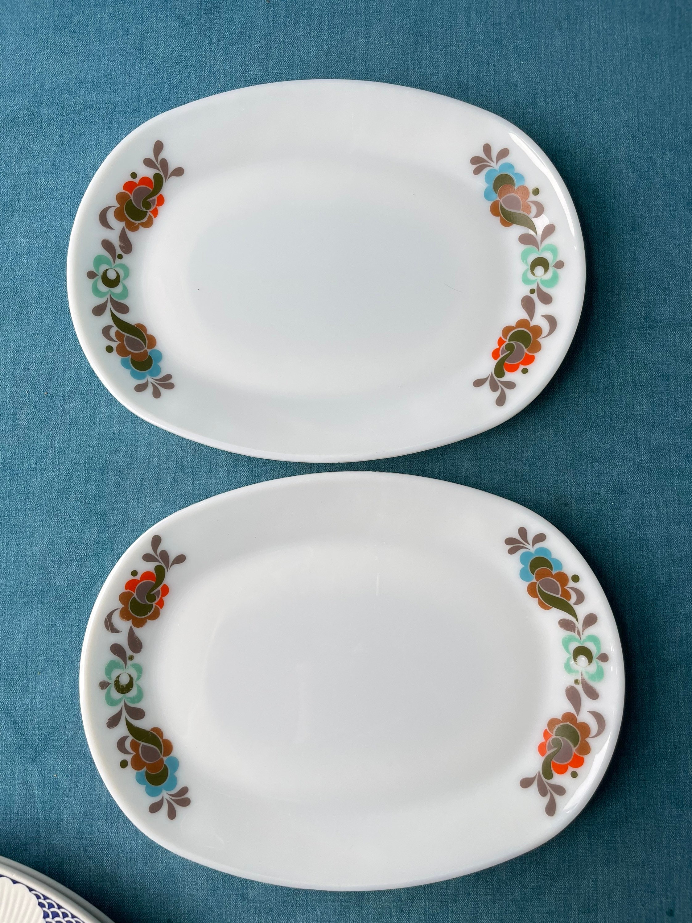 2 Vintage Retro Pyrex Carnaby Tempo Oval Steak Dinner Plates Etsy