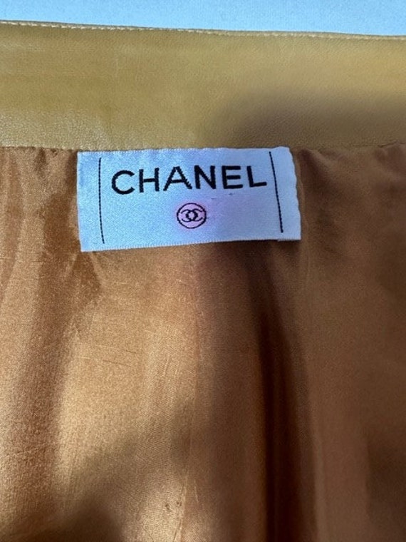 Vintage prelove CHANEL leather - beautiful deep m… - image 2