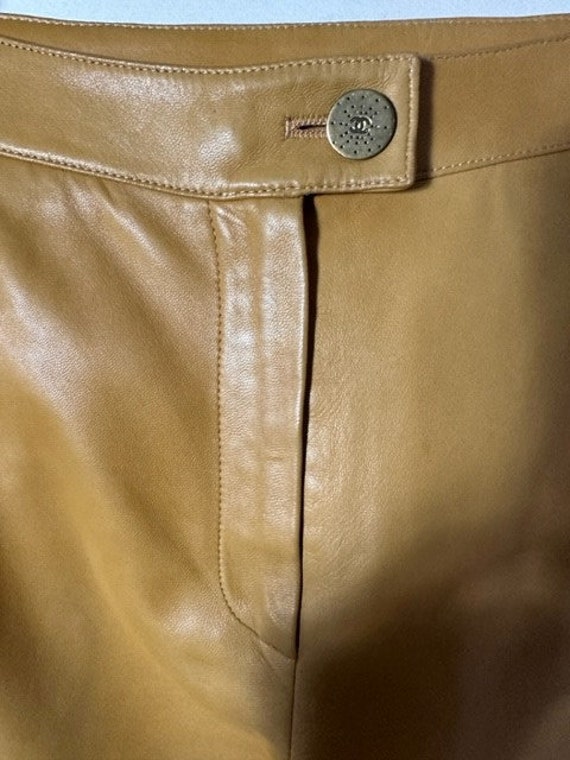 Vintage prelove CHANEL leather - beautiful deep m… - image 3