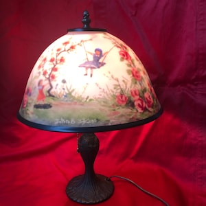 Vintage Roses Lamp