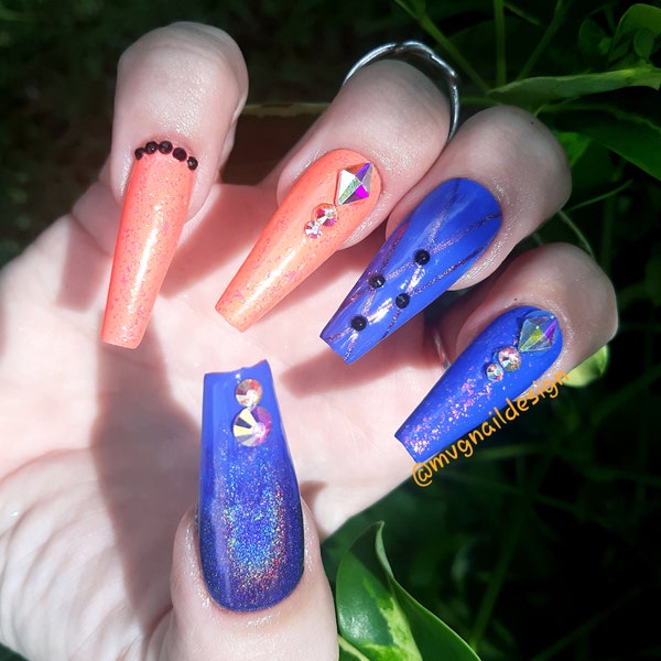 Beachside Baby, press-on nail set with holographic polish & HoloTaco Unicorn Skin!