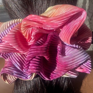 Tie-dye abstract print Satin ribbed Custom Scrunchies/Head-wrap for Women/Hair- tie for women/Handmade X-Large Scrunchies