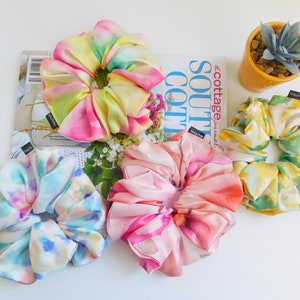 Scrunchies/Custom Scrunchies/Satin Chiffon Scrunchies/Scrunchies pack/kids Scrunchies gift set/Abstract print scrunchies/ Hair ties