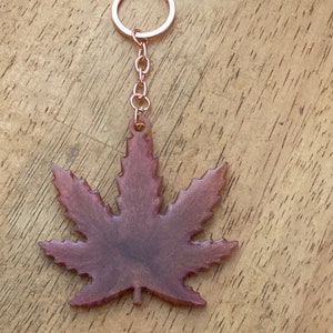 Fall leaf resin keychain: Gold & Fuchsia Shimmer, Rose Gold Ring