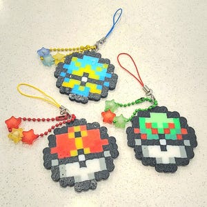 Friend Repeat Quick Ball Inspired Fuse Bead Perler Beaded Charm Keychain Phone Loop Poke Mon Pokeball Beads