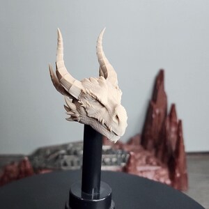 Cindergaze, dragon-kin head - Mythic legions 1.0 scale