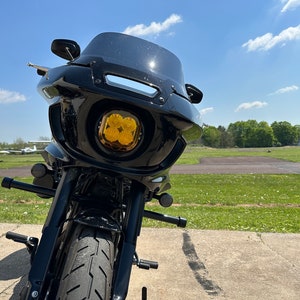 Low Rider ST Roadshock Edge 4 LED-strålkastarfäste