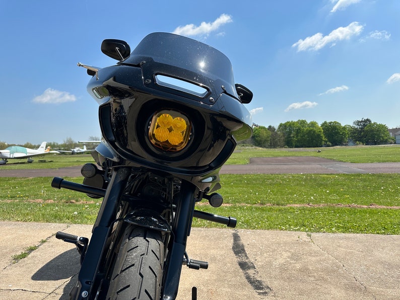 Low Rider ST Roadshock Edge 4 LED Headlight Bracket