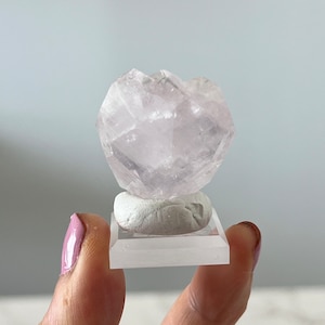 Pink Diamond Calcite Specimen UV Fluorescent Hubei China