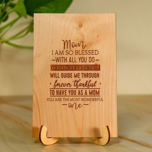 La plus merveilleuse des mamans en bois | Cadeau personnalisé pour maman | Carte de fête des mères bien pensée pour maman | Cadeau original pour la fête des mères