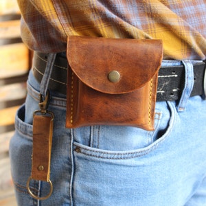 Set of One Phone Holster and leather keychain, Leather Z filp 4 Phone Belt Case, Personalized Phone Case for Belt, Z filp 3 Leather holsters