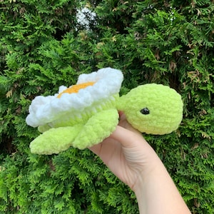 Daisy Flower Turtle - Crochet Plushie