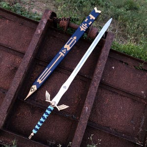 CUSTOM Hand Forged Stainless Steel The LEGEND of ZELDA Full Tang Skyward Link&#39;s Master Sword with Scabbard-Costume Armor Best Gift for Him