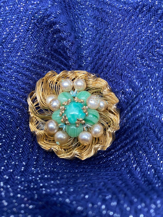 Vintage Weiss Signed Brooch Green & Pearl Gold-ton