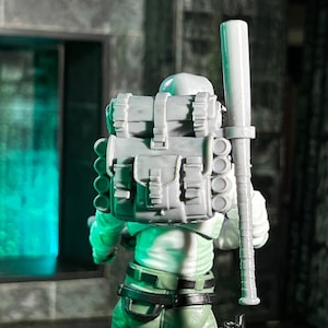 Mochila y bate Grenade Slugger - Juego de 2 - Accesorio de juguete 1:12 (sin terminar, hecho a pedido)