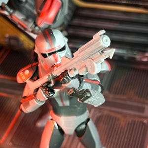 Accesorio de juguete DC-15G Clone Army Blaster Rifle con accesorio de pinza 1:12 (sin terminar, hecho a pedido)