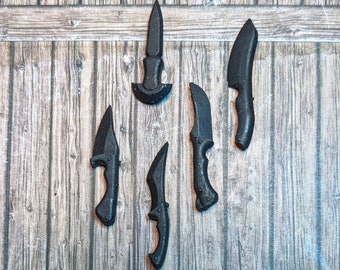 Hostile Knife  Set of 5 1:12 Toy Accessory (Unfinished)