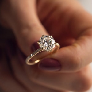 2 CT Solitaire Lab Grown Diamond Engagement Ring, Round Cut E/VS2 IGI Certified Diamond Wedding Ring, 14K Gold Lab Created Diamond Ring