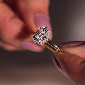 2.5 CT Emerald Cut Lab Grown Diamond Engagement Ring, IGI Certified F/VS1 Lab Created Diamond Anniversary Ring, 14K White Gold Promise Ring
