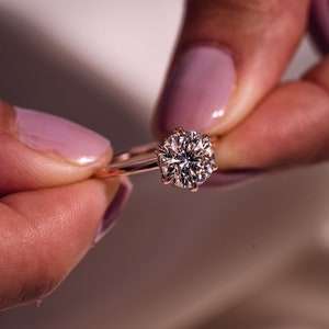 2 CT Round Cut Lab Grown Diamond Engagement Ring, IGI Certified F/VS2 Lab Created Diamond Ring, 14K Gold Solitaire Diamond Wedding Ring
