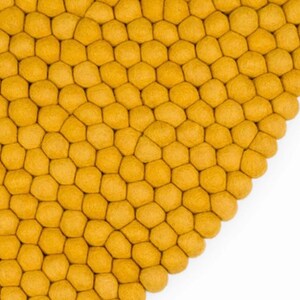 felt ball rug