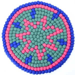 Custom Chair Pads-Round Seat Pads Using 100% Pure Wool-Handmade, Eco-friendly And colorful Chair Mats