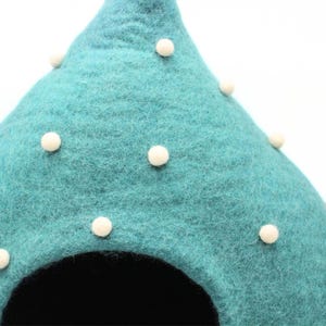 wool cat house