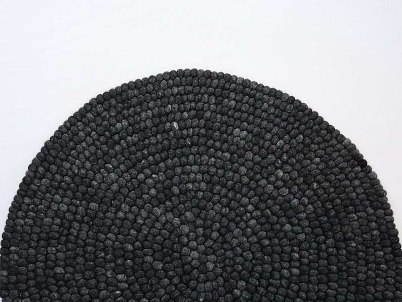 round rugs