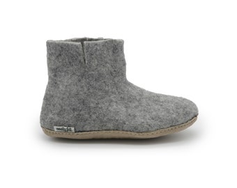 Gray Wool Felted Ankle Boot - Plain Design Handmade Boot - Indoor Foot Wear - Housewarming Gift