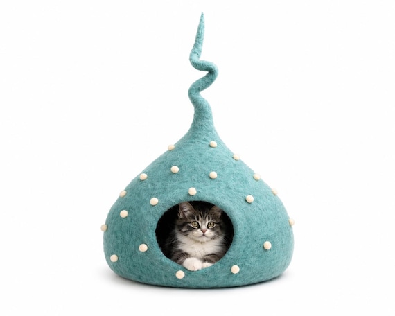 Handmade, Eco-friendly Wool Cat Bed| Cozy, Comfortable Hideaway for your Pet | Felt Cat House, Aesthetic Design| Safe Pet Bed