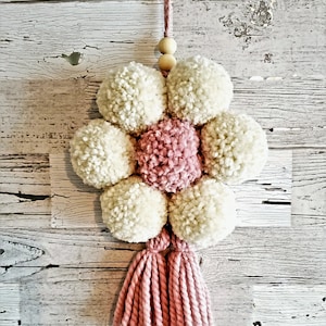 Pom Pom Daisy Wall Hanging: Boho Nursery Decor