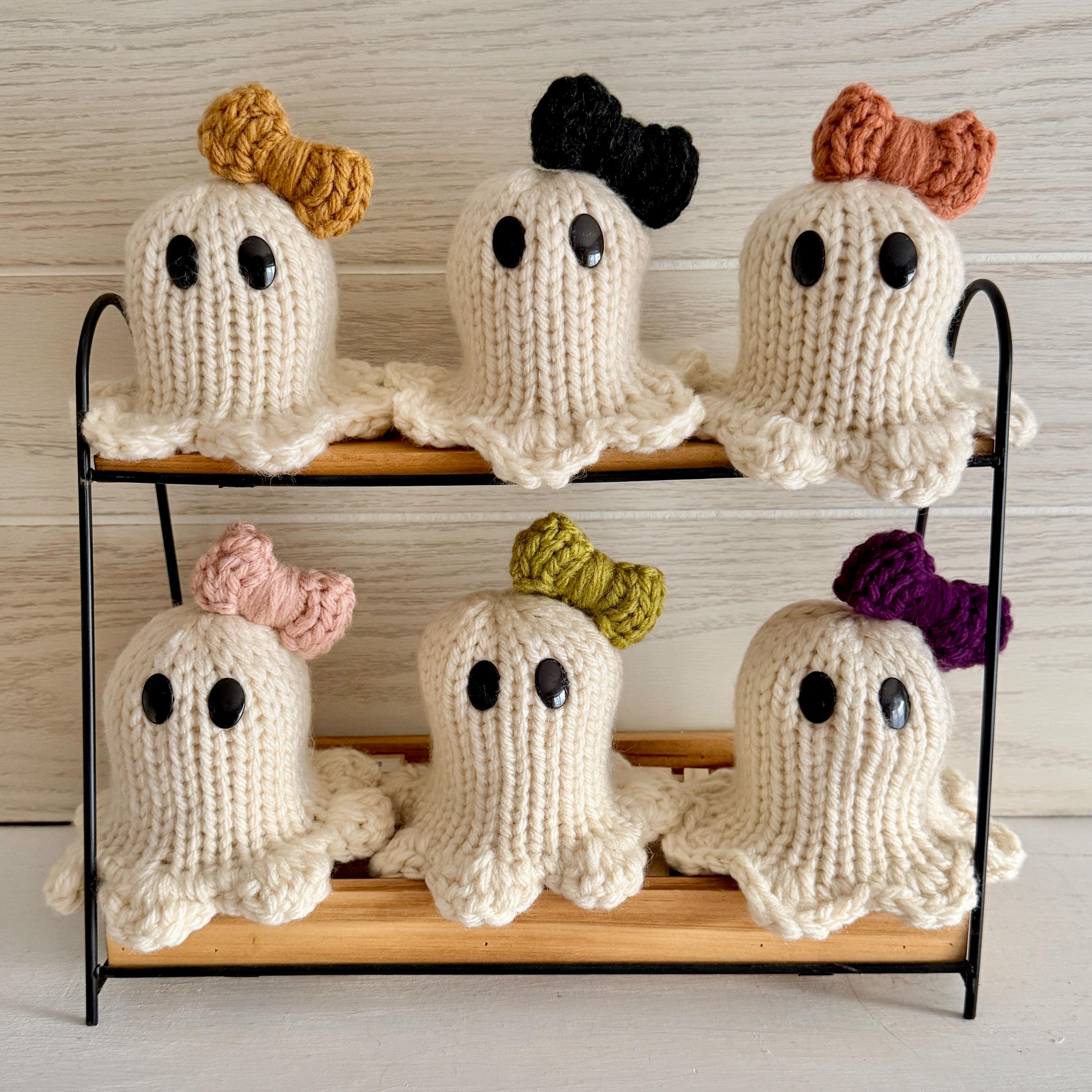 Cute Ghost With Bow, Halloween Knit Decorations Ghost, Pastel Halloween ...