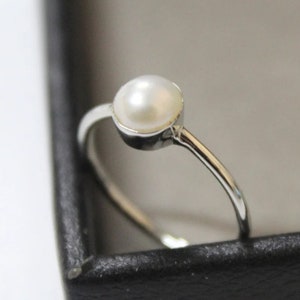 5 MM Round - Fresh Water Pearl Gemstone Ring - 925 Solid Sterling Silver - jewelry Silver Ring Engagement ring Anniversary Gift For Her