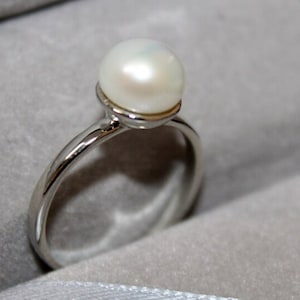 8 MM Round - Fresh Water Pearl Gemstone Ring - 925 Solid Sterling Silver - Handmade Silver Ring Engagement ring Anniversary Gift For Her