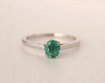 Anel de esmeralda, anel de prata esterlina 925, anel de pedra de maio, anel de noivado de esmeralda, anel de casamento